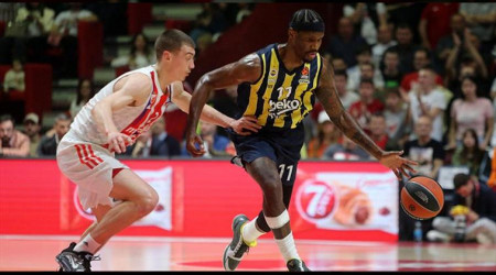 Fenerbahçe yenilmesine rağmen play-off'ta