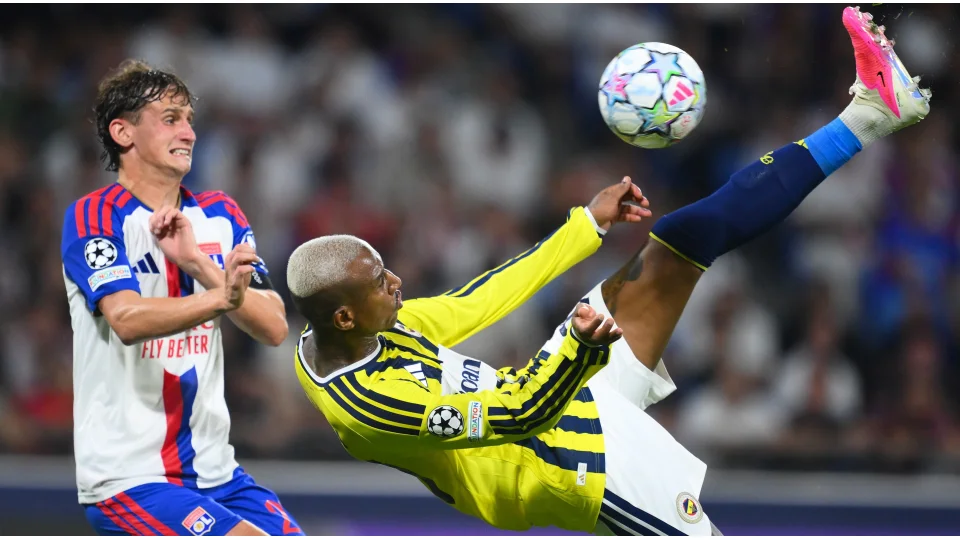 Fenerbahçe'den Talisca'ya 'ayıplı' çalım