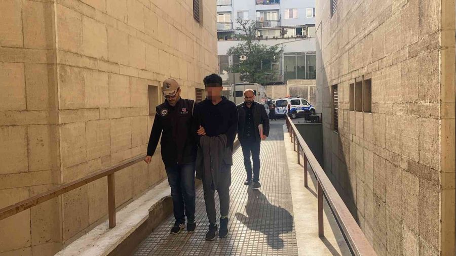 Feribotu kard, bomba ihbar yapt