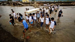 Filipinler'i vuran tropik fırtınada can kaybı 145'e yükseldi