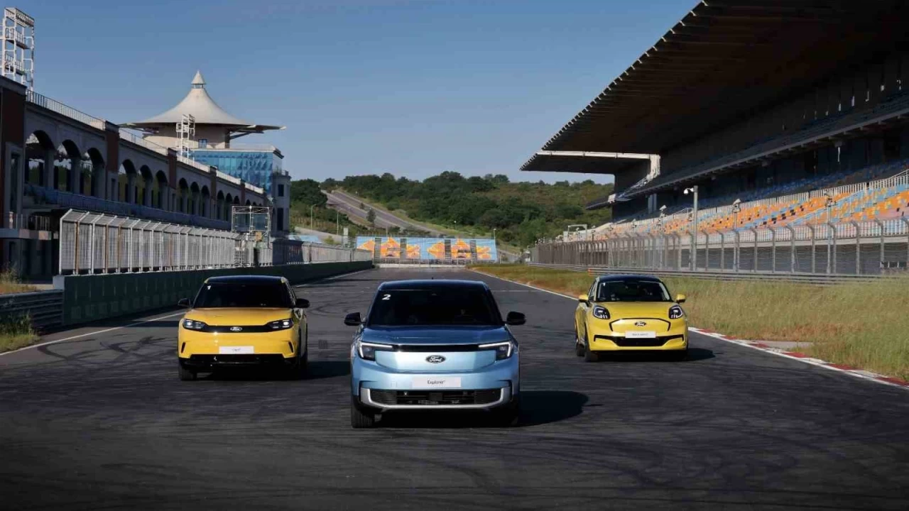 Ford Türkiye, elektrikli yeni binek ve ticari araçlarını tanıttı