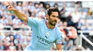 Galatasaray �lkay G�ndo�an'�n eline b�yle d��t�