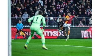 Galatasaray ligde 10. kez kalesini gole kapad