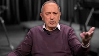 Gazeteci Fatih Altaylı 'Cumhurbaşkınını tehdit' suçundan tutuklandı