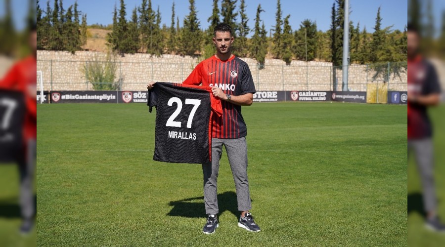 Gaziantep FK fla� bir transfere imza att�