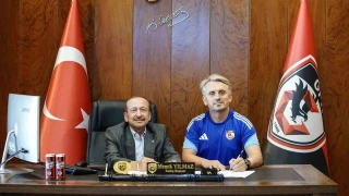 Gaziantep FK'da yeni teknik direkt�r Orhan Ak oldu