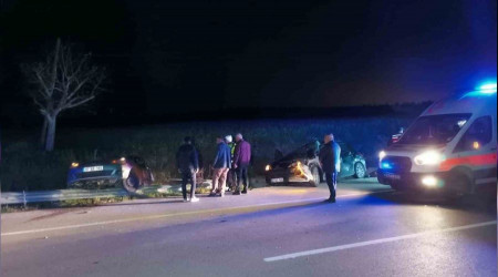 Gaziantep'te zincirleme trafik kazası: 1'i polis 2 ölü, 4 yaralı