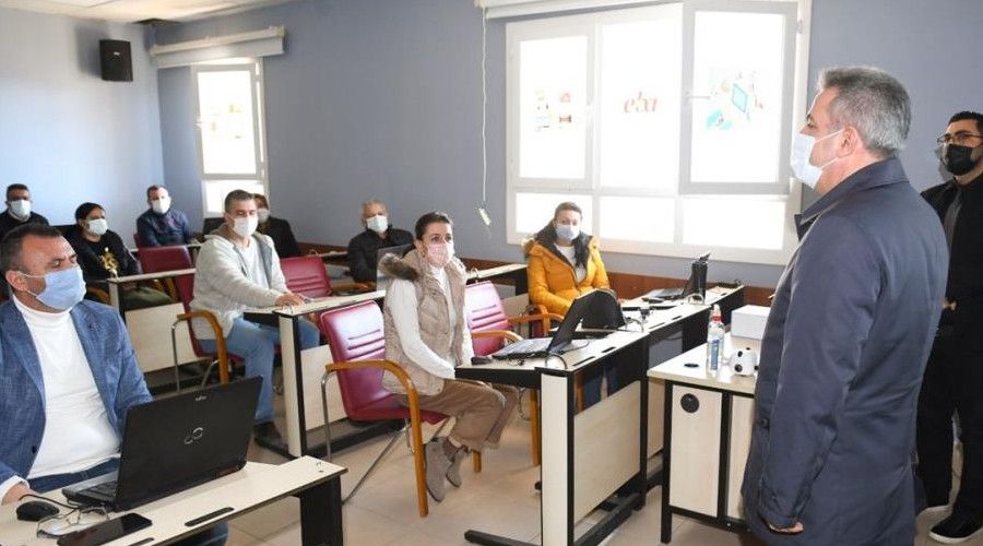 "Geleceğin yazılımcılarını yetiştirmek en büyük hedefimiz"