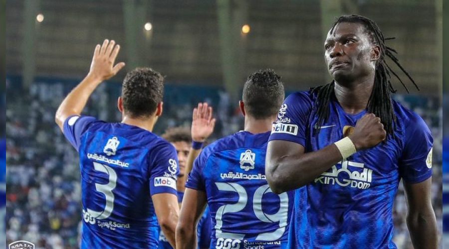 Gomis ile pazarlıklar sürüyor