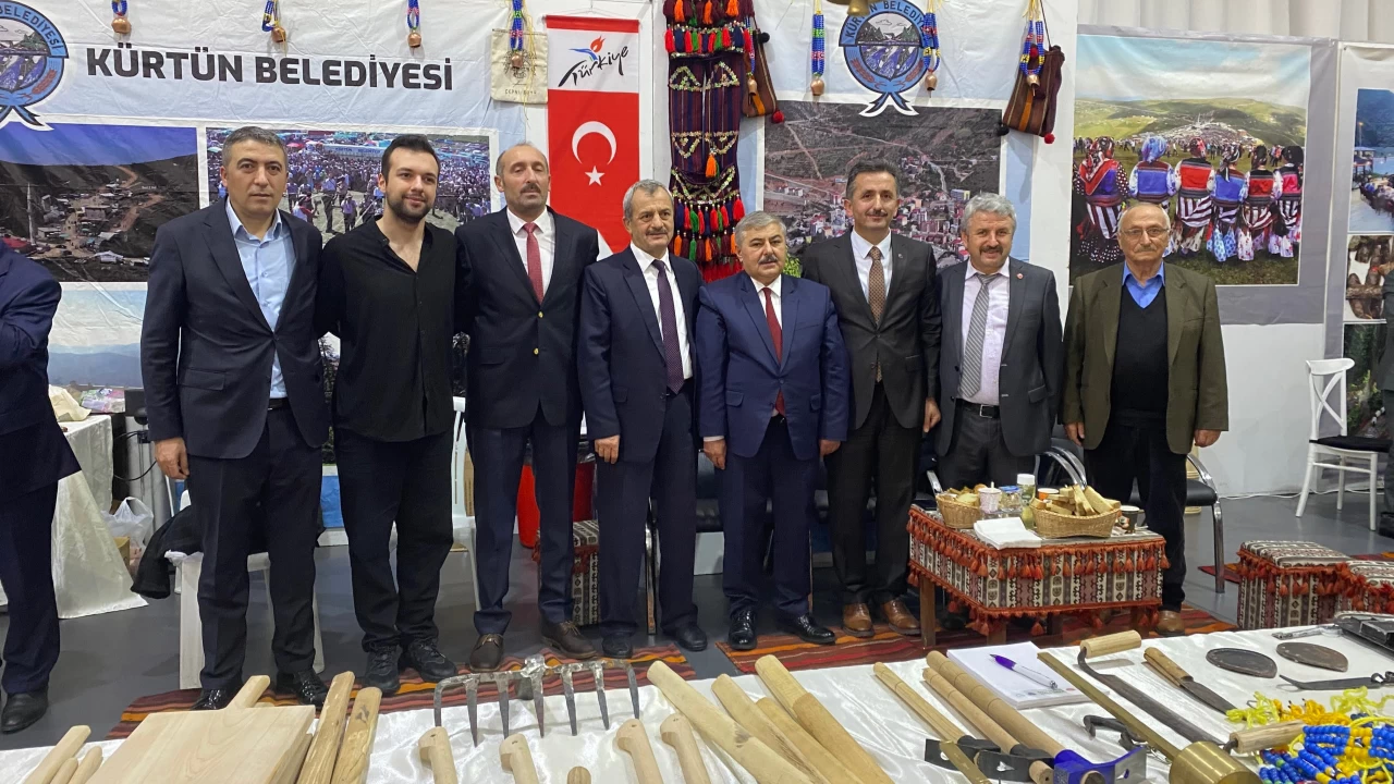 Gümüşhane-Bayburt illerinin tanıtım günlerine Eskişehir'den büyük katılım