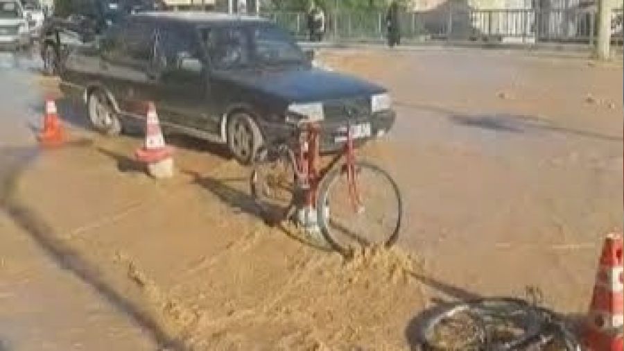 Gümüşhane'de su borusu patladı