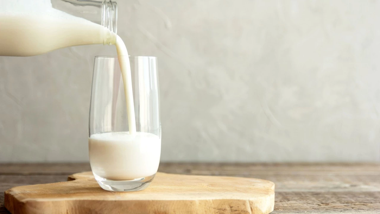 Günlük Bir Bardak Süt Sağlık İçin Çok Faydalı