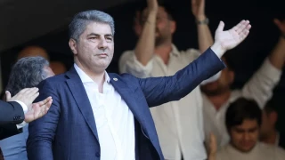 Hakan Safi 2027'de adayl�k i�in d��meye bast�