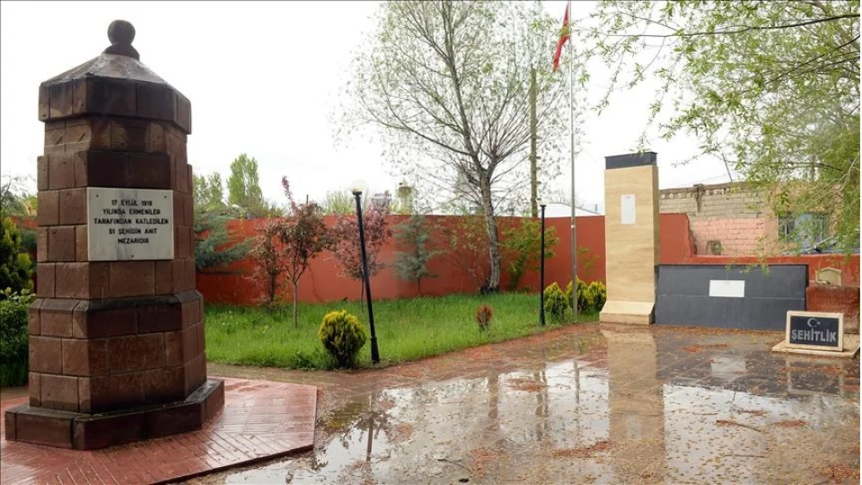 Hakmehmet Ziyaretgah�: Tarih, h�z�n ve anma noktas�