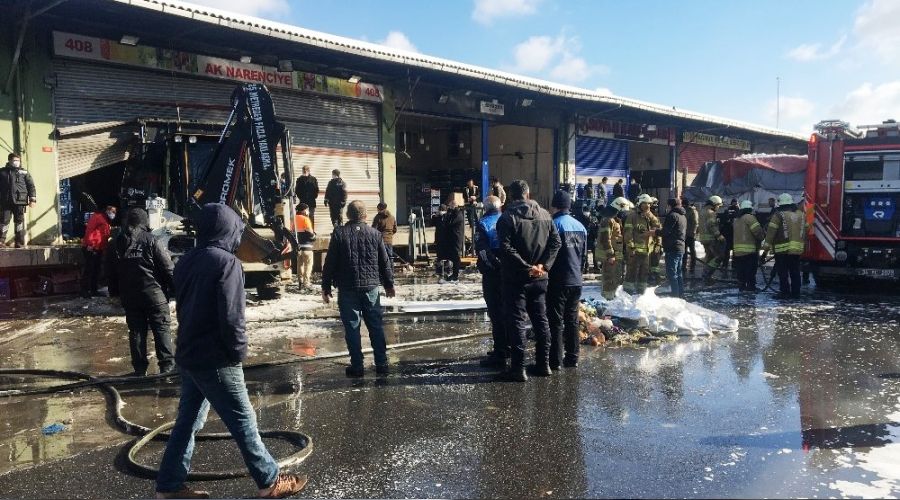 Halde çıkan yangında mahsur kalan 2 işçi kurtarıldı