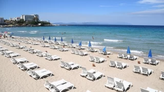 Halk plajlarında şemsiye ve şezlonglar artık ücretsiz