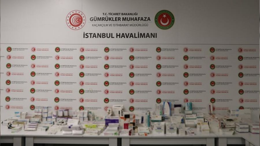 Havalimanında kaçak ilaç operasyonu