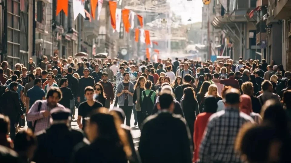 Hayat memnuniyetinde son sıralardayız
