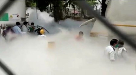 Hindistan'da oksijen faciası