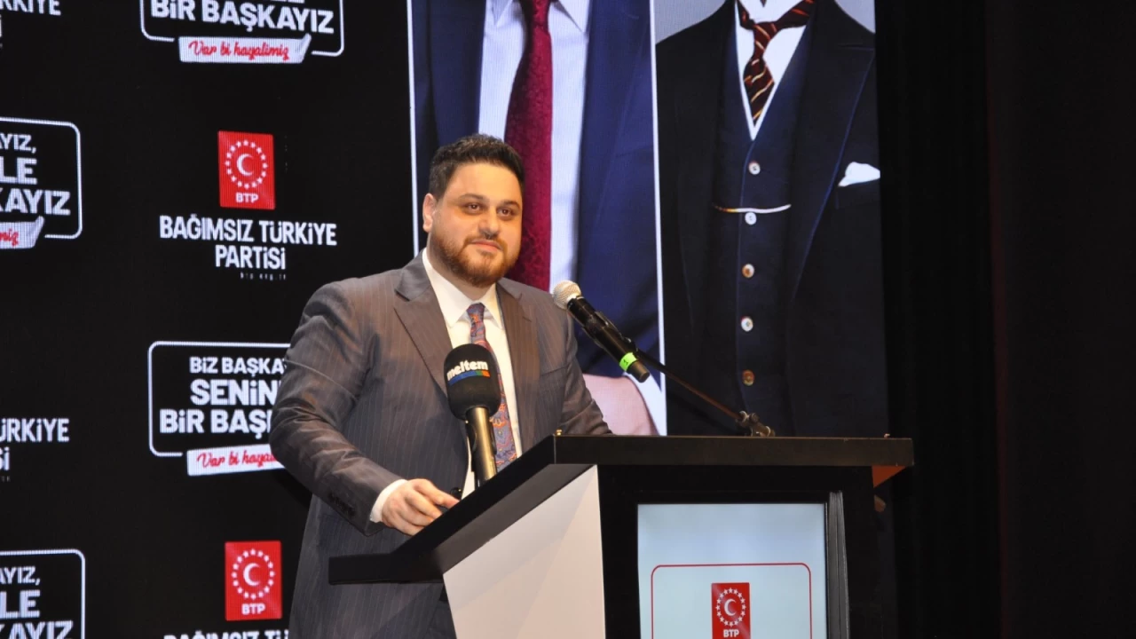 Hüseyin Baş: ABD’de başkan değişti diye bizde kabine değişiyor. Tam bir müstemleke…