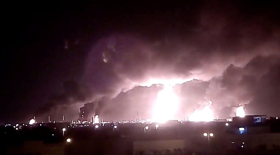 Husiler, Suudi Arabistan'ın petrol şirketi Aramco'yu yine vurdu