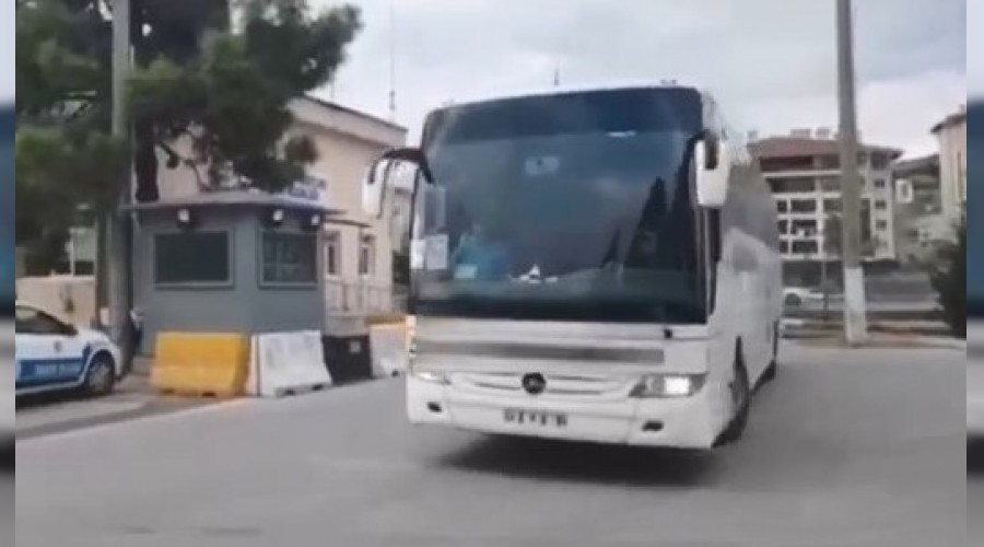 Klima tesisatından eroin fışkırdı