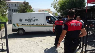  makinesinin altnda kalan operatr hayatn kaybetti