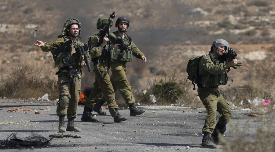 �srail askerleri birbirlerini vurdu: 2 �l�