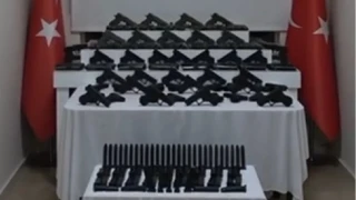 �stanbul'da 91 tabanca ele ge�irildi