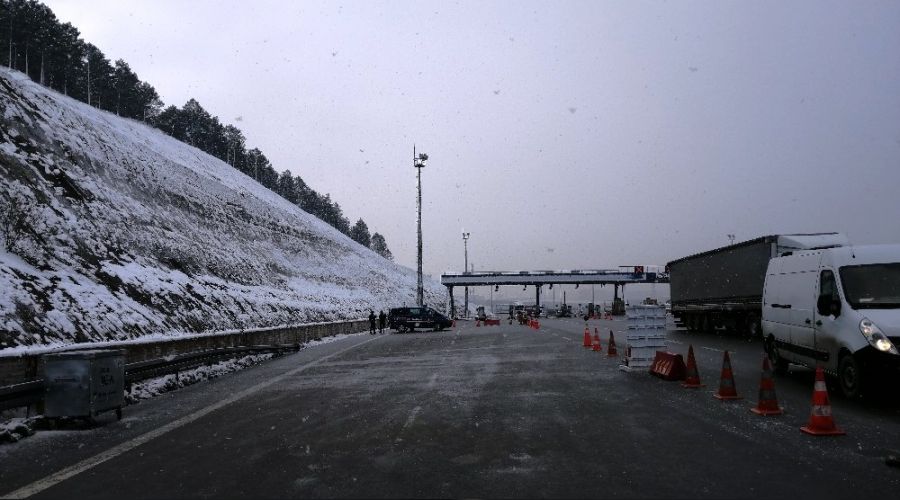 İstanbul'da kar etkisini sürdürüyor