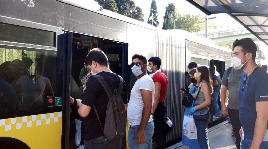 �stanbul'da toplu ta��ma normalle�ti!