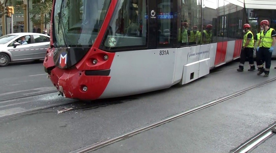 stanbul'da tramvay kazas