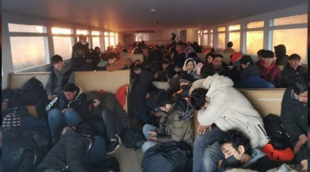İzmir'de 278 düzensiz göçmen yakalandı