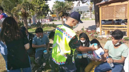 İzmir'de 775 kaçak göçmen yakalandı