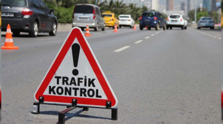 zmir'de bir haftada 16 bin 450 trafik cezas