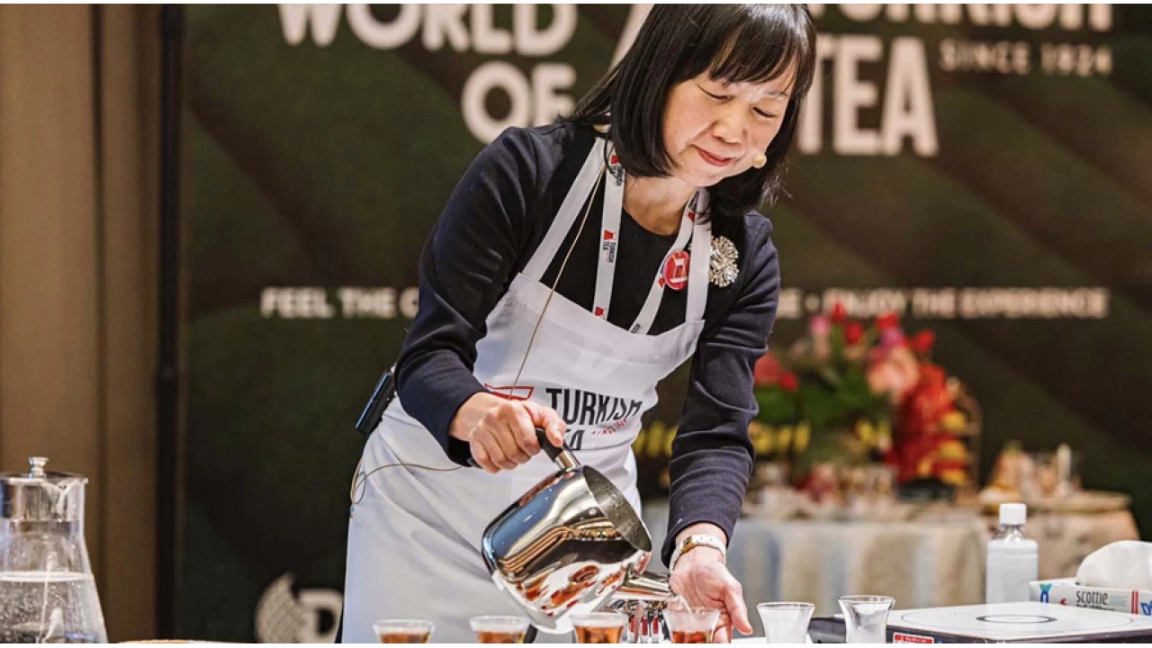 Japonyal� 'T�rk �ay� Demleme Ustas�' Rize'de �ay demledi