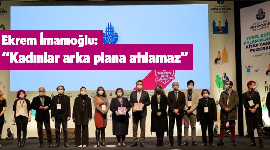  Kad�nlar arka plana at�lamaz