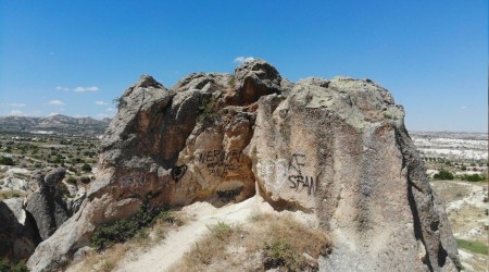 Kapadokya'da peribacalar sahipsiz brakld