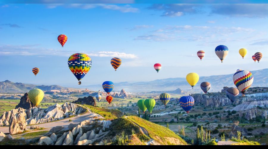 Kapadokya'yı Nisan'da 74 bin 458 turist gezdi