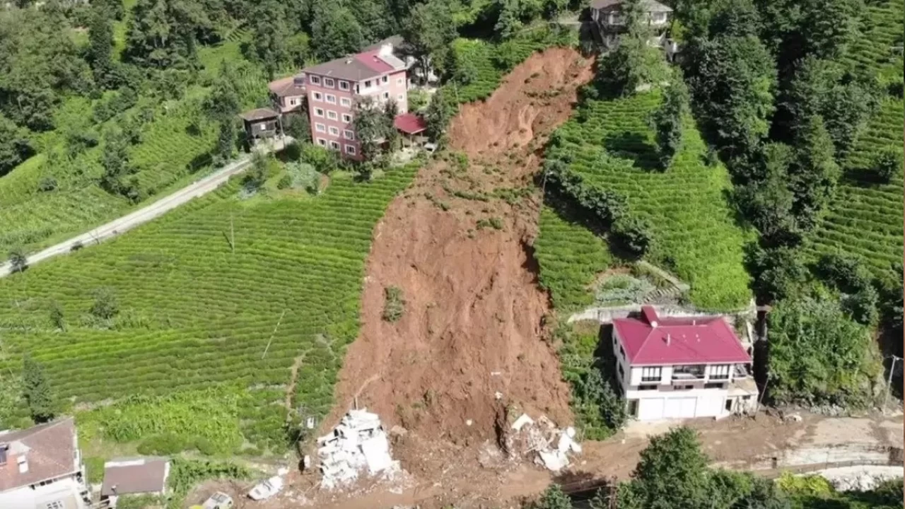 Karadeniz Bölgesi'nde heyelan riski çok yüksek
