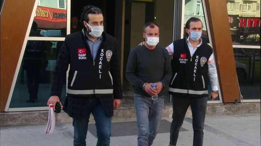 Karde�ini �ld�rd�, 24 y�la kadar hapsi istendi