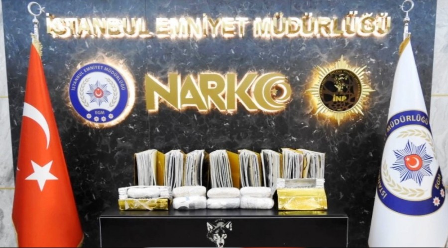 Kargo ile uyuşturucu hap sevkıyatı polise takıldı