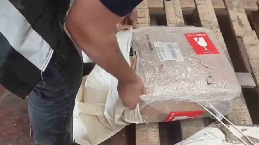 Kargo paketinden 80 litre sahte alkol ��kt�