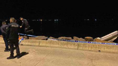 Kartal'da 1 kişi denizde kayboldu