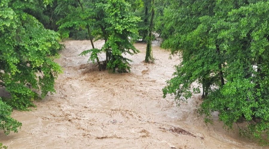 Kdz. Ere�li'de sel d�kkanlar� vurdu