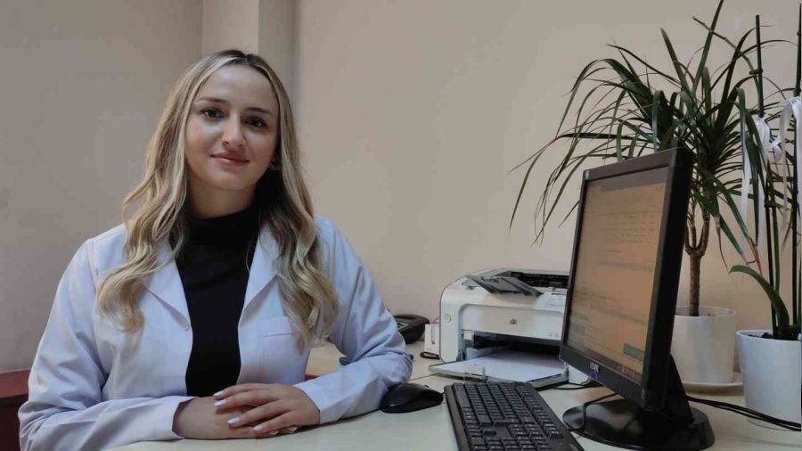 "Kekeme ocuunuzu konuurken dzeltmeyin"