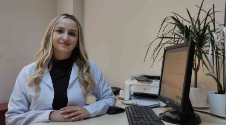 "Kekeme ocuunuzu konuurken dzeltmeyin"