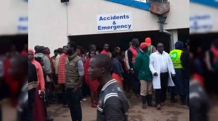 Kenya'da okul çıkışında izdiham