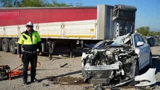 Krkkale'de feci kaza: 1 l, 2 ar yaral