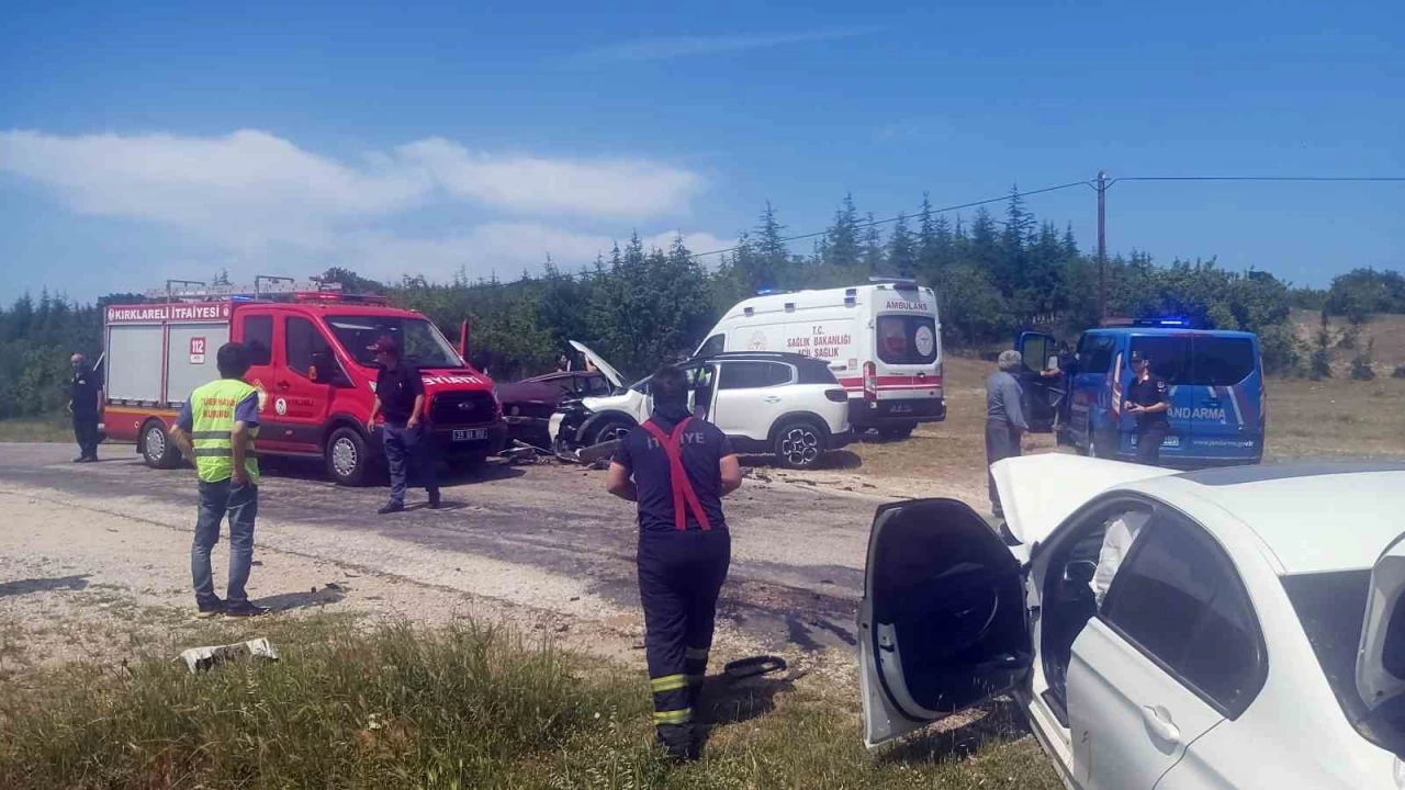 K�rklareli'nde zincirleme kaza: 1 �l�, 3 yaral�